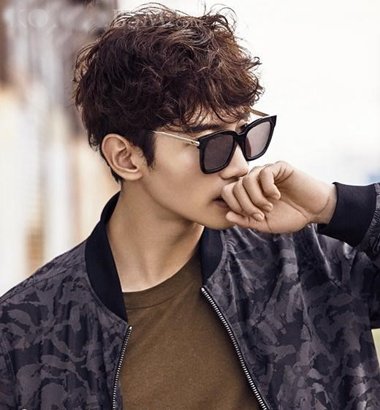 头发少的人适合什么发型_头发少适合哪种发型