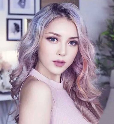 ץס���ڵ�β������һ����ȫϢ��Ⱦ ��ɫ�ʰ��Ҳ�ܿ�����ɫ������