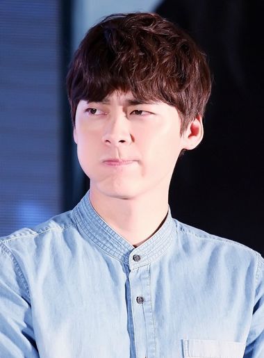 小脸庞的男生发型图片 适合小脸男生发型大全(2)