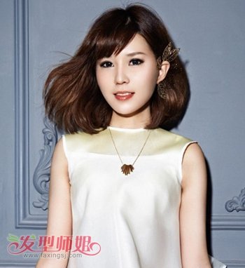 请问长脸剪什么短头发好看 长脸型女性短头发图片