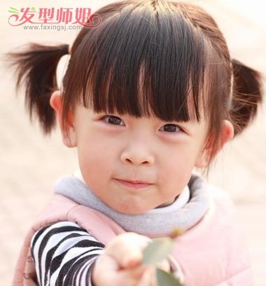小孩短头发如何扎既简单又可爱的发型 短发女孩发型绑扎方法