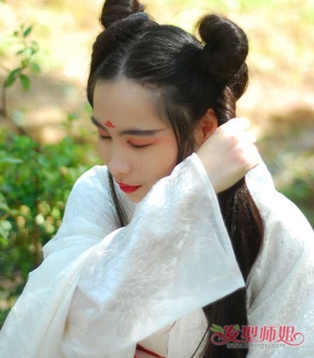 古代格格的头发怎么梳图解 古代头发最简单梳法(2)