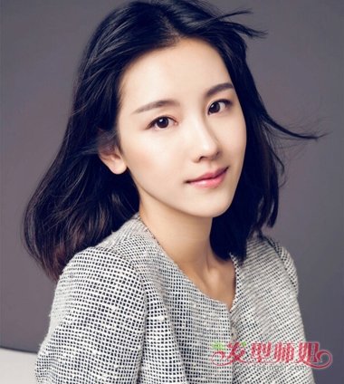 2017年冬季流行烫什么样的短发冬季女生时尚短烫发发型4