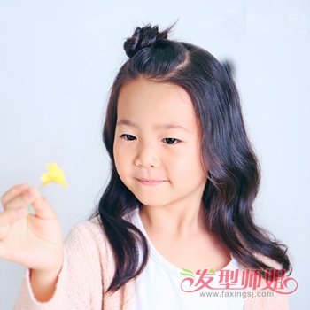 儿童长发半扎发发型
