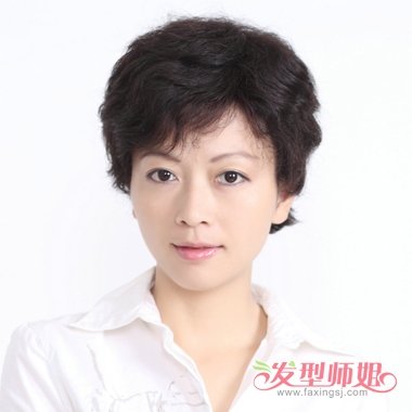 中年妇女凉爽发型有几种 夏天中年怎样梳头凉爽(2)