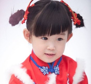 女儿童拜年梳什么发型春节女宝宝的这些梳发喜庆又漂亮2
