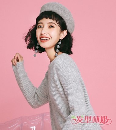 lob直发好看还是卷发好看  小国字脸女生梳流行的lob头卷发发型的时候