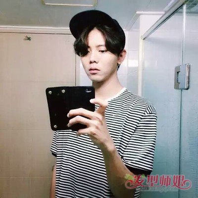 男生中分需要鬓角吗 男生鬓角刮干净好看吗(3)