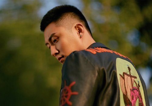 今年男士平头怎么理最有气势 潮男硬汉必梳的平头短发新造型_发型师姐