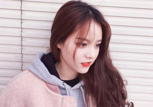 胖人什么发型好看换个发色有用吗 染头发的颜色显瘦是必备项目
