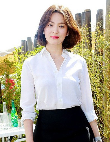 成熟<em>女人</em>适合<em>发型</em>_30岁成熟<em>女人</em>适合什么<em>发型</em>