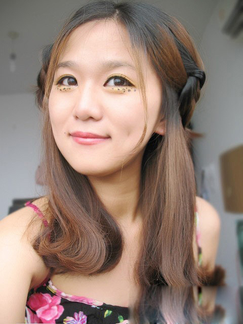 a两个刘海编发 我们平时所v两个到的两个发型职场都头发女生编发造型图片