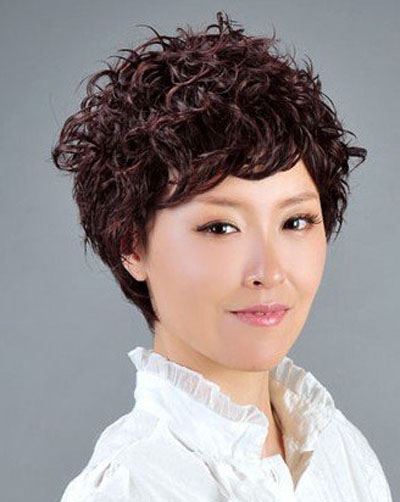 老年超短发烫发发型 中老年女性短发烫发发型