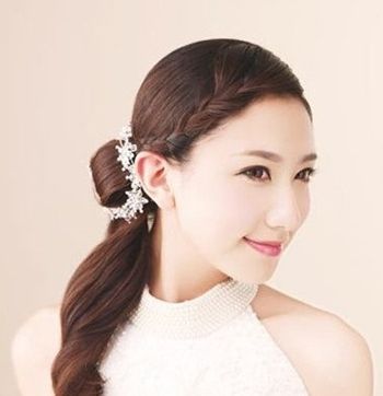 中年扎马尾怎样盘发 中年女性简单马尾盘发发型