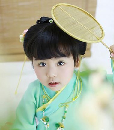 女童发型_小女孩发型绑扎方法_女童发型图片_女童发型设计大全_发型