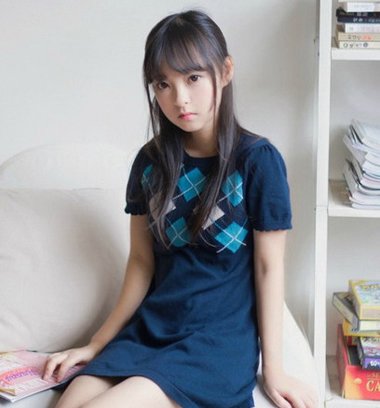 12--14岁女生最潮发型 2018初中女生生发型最潮
