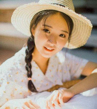 ����Ů��������ͷ�������� ����Ů���Եÿɰ��ķ�������