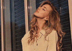 ӭսۼ㻹һʵľ ְŮʿʳر