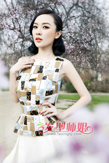 女星最爱复古风格 掀起80后复古潮流