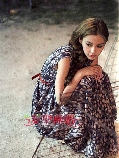 诠释别样优雅风情 淑女气质辫子发型