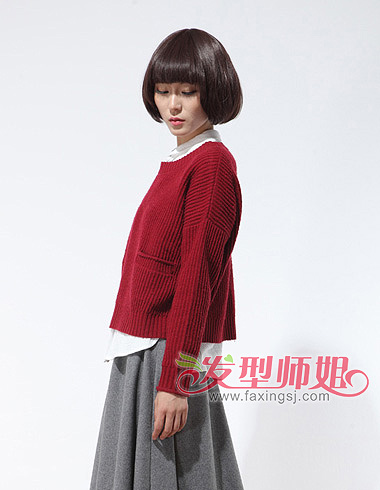 文艺范女生短发发型 知性显活泼气质