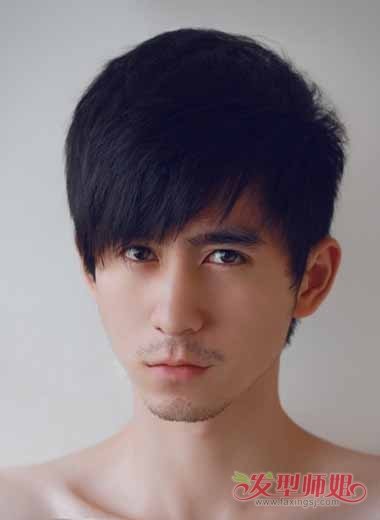 不用烫头就好看的男发型 帅气的男生发型不用烫(3)