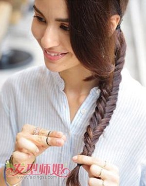 βı෨ȫ βı෢