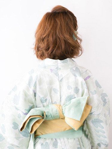 中学生怎么编发型 短发学生简单编发发型扎法