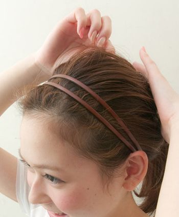 露额头马尾发型怎么弄 光额头马尾发型扎发步骤