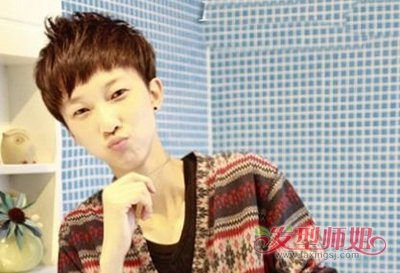 男高中生气质头发 高中生男生流行头型