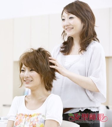 女美发师的发型服装图片 发型师衣服图片