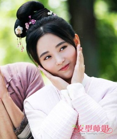 鞠婧祎热血长安秀古装 不是胖美人也适合唐风的