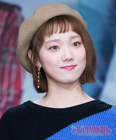 瘦矮适合怎样短发 矮个女生短头型