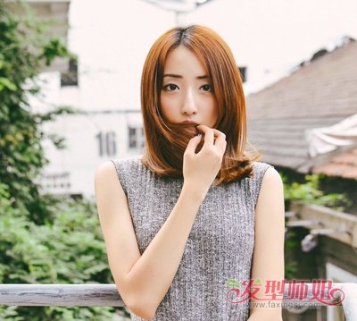 曲凌子最新街拍长发飘飘很清纯 曲凌子五款流行美长发发型图片