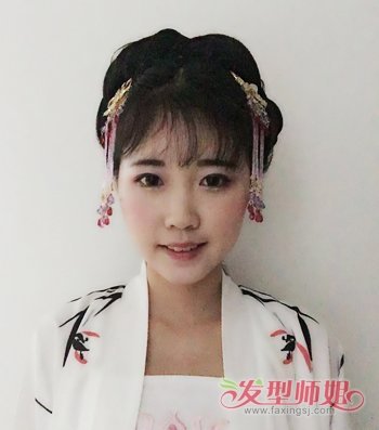 怎样盘古代发髻 古代女子发髻的盘法