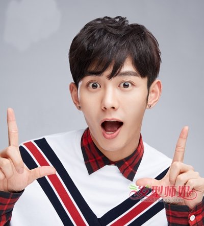 蓝博时装周造型尽展青春派潮范儿 蓝博青少年短发发型张扬帅气