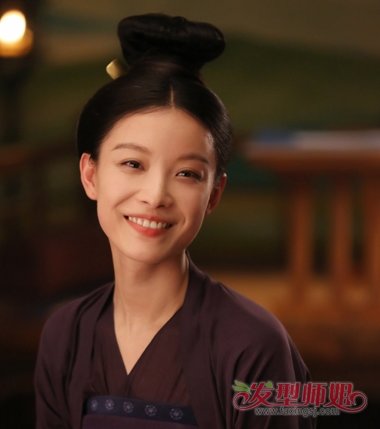 《凰权·弈天下》妆发造型相当赞 倪妮王鸥演绎盛唐美人发型