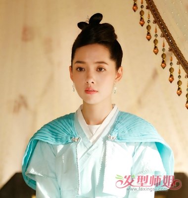 郭碧婷实力演绎什么叫古装黑洞 《那片星空那