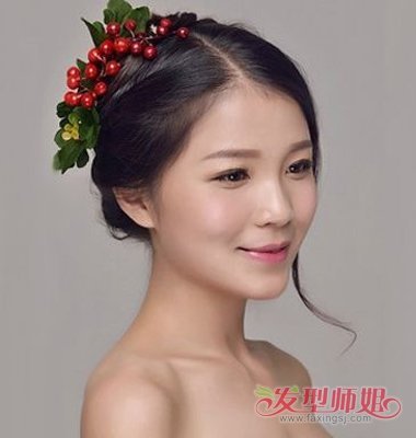 包发发髻怎么盘图解 女生梳包发怎么梳