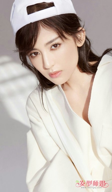 娜扎一夜回归长发多亏了接发技术 古力娜扎漂亮长发发型图片