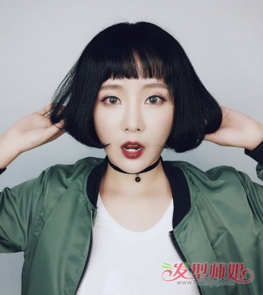 ڿ۶̷ʲôɫÿ ڿ۲Ⱦɫÿ