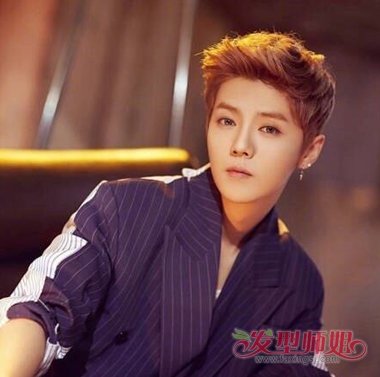 鹿晗闷青色头发图片 2018男生流行闷青色染发颜色