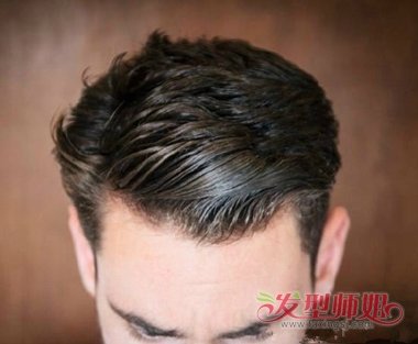 男生约会要迟到快速抓这个发型 三分钟能抓好的男生油头发型