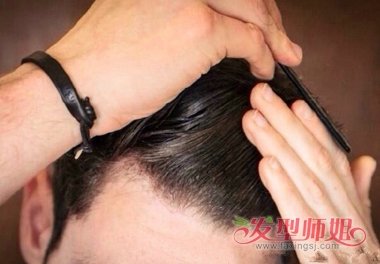 男生约会要迟到快速抓这个发型 三分钟能抓好的男生油头发型