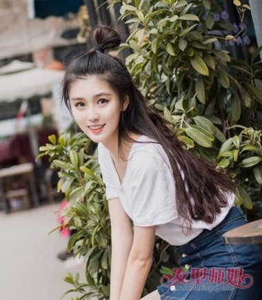 扎丸子头做最甜美撒娇女孩 2018最新丸子头盘发超惹人怜