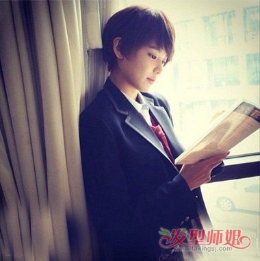 女扮男装除衣装外 发型 不要忽视走中性路线女生短发才是最佳选择 发型师姐 女扮男装除衣装外 发型 不要忽视走中性路线女生短发才是最佳选择 发型师姐
