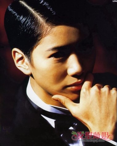 女扮男装除衣装外“发型”不要忽视 走中性路线女生短发才是最佳选择