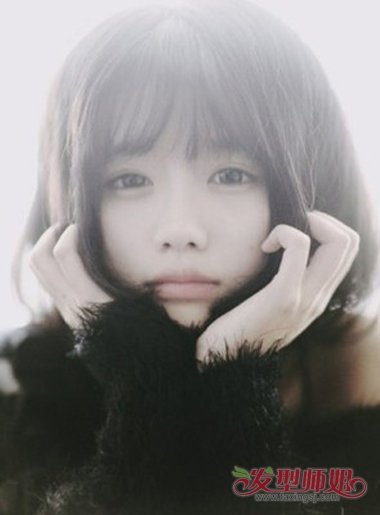 短发控女生这样梳理发才好看 大方极简格调的女生剪发打造