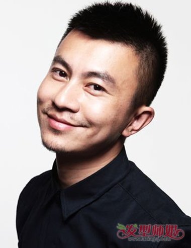 高中男学生剃出的平头发型图片 男生理时尚帅气的小平头造型