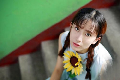 Ů������β��ٱ��л������ص� ������Ů�������������ɷ���ϵ